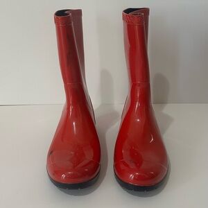 Red UGG rain boots - women’s size 7 - worn once or twice but scuffed up some